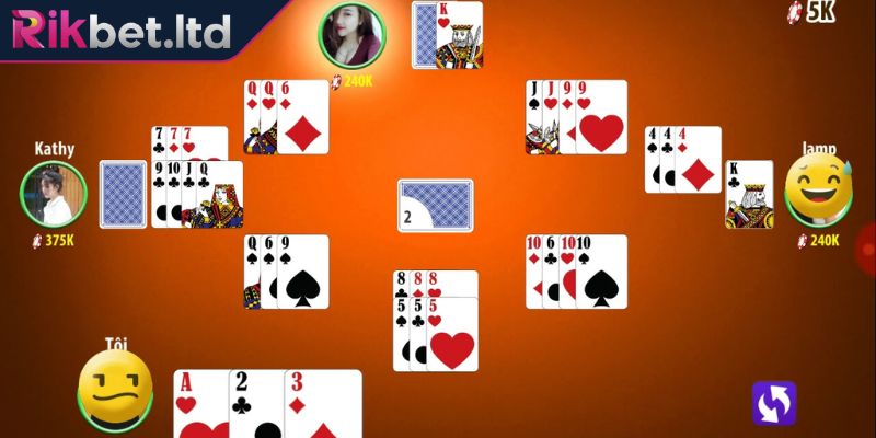 Cách Đánh Bài Tá Lả RIKBET Theo Hướng Dẫn, Chiến Thuật Chuẩn 3 Quan sát cách đánh của đối thủ để đoán Phỏm